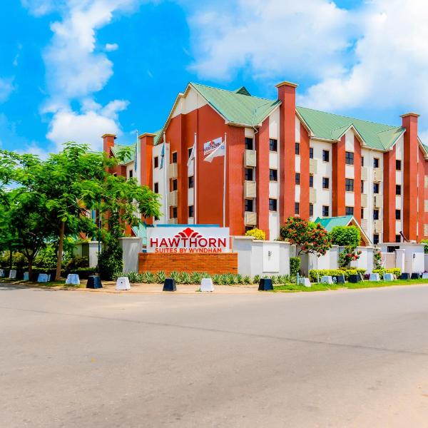 Hawthorn Suites